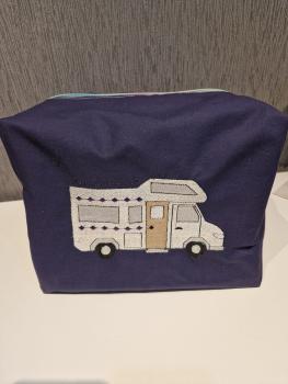 Vollstickdatei Camping 2024