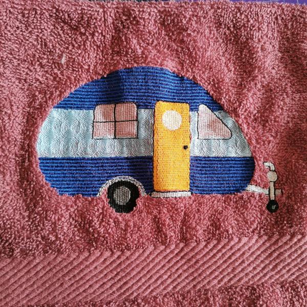 Vollstickdatei Camping 2024