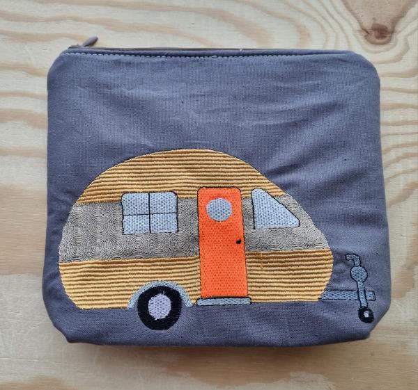 Vollstickdatei Camping 2024