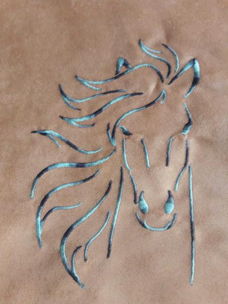 Vollstickdatei Pferdekopf