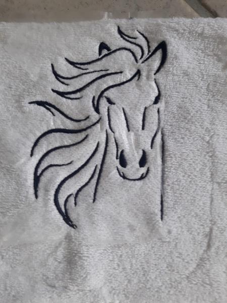 Vollstickdatei Pferdekopf