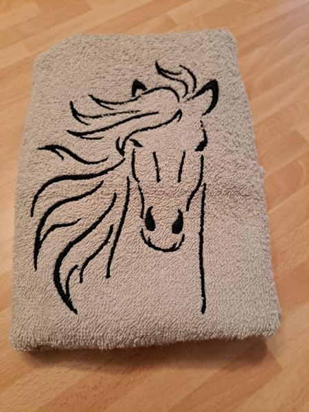 Vollstickdatei Pferdekopf